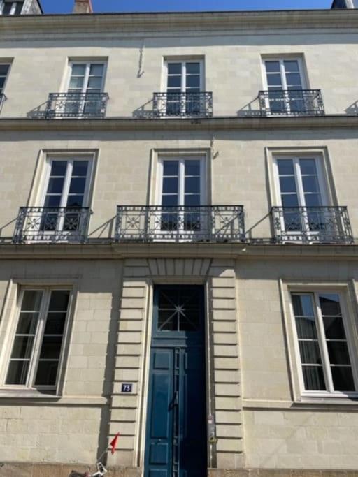 Grande Chambre Independante, Charme, Calme Sur Jardin, Nantes Centre, Acces Prive Par Escalier De L'Immeuble, Sdb & Wc Prives, 10 Minutes Gare Et Palais Des Congres المظهر الخارجي الصورة